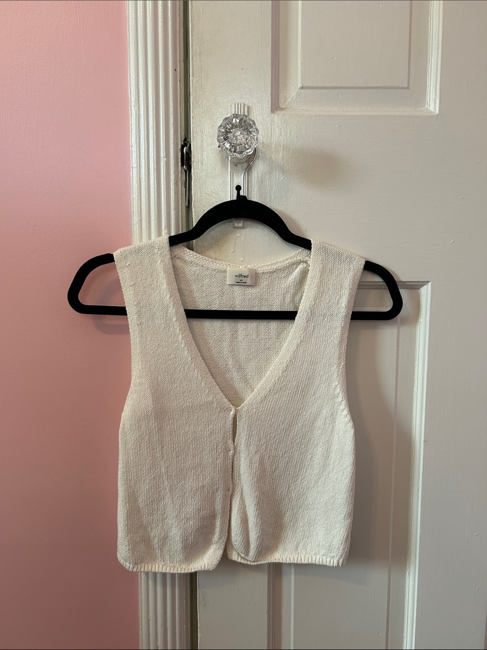Aritzia Wilfred Off-White Knit V-Neck Cropped Tank